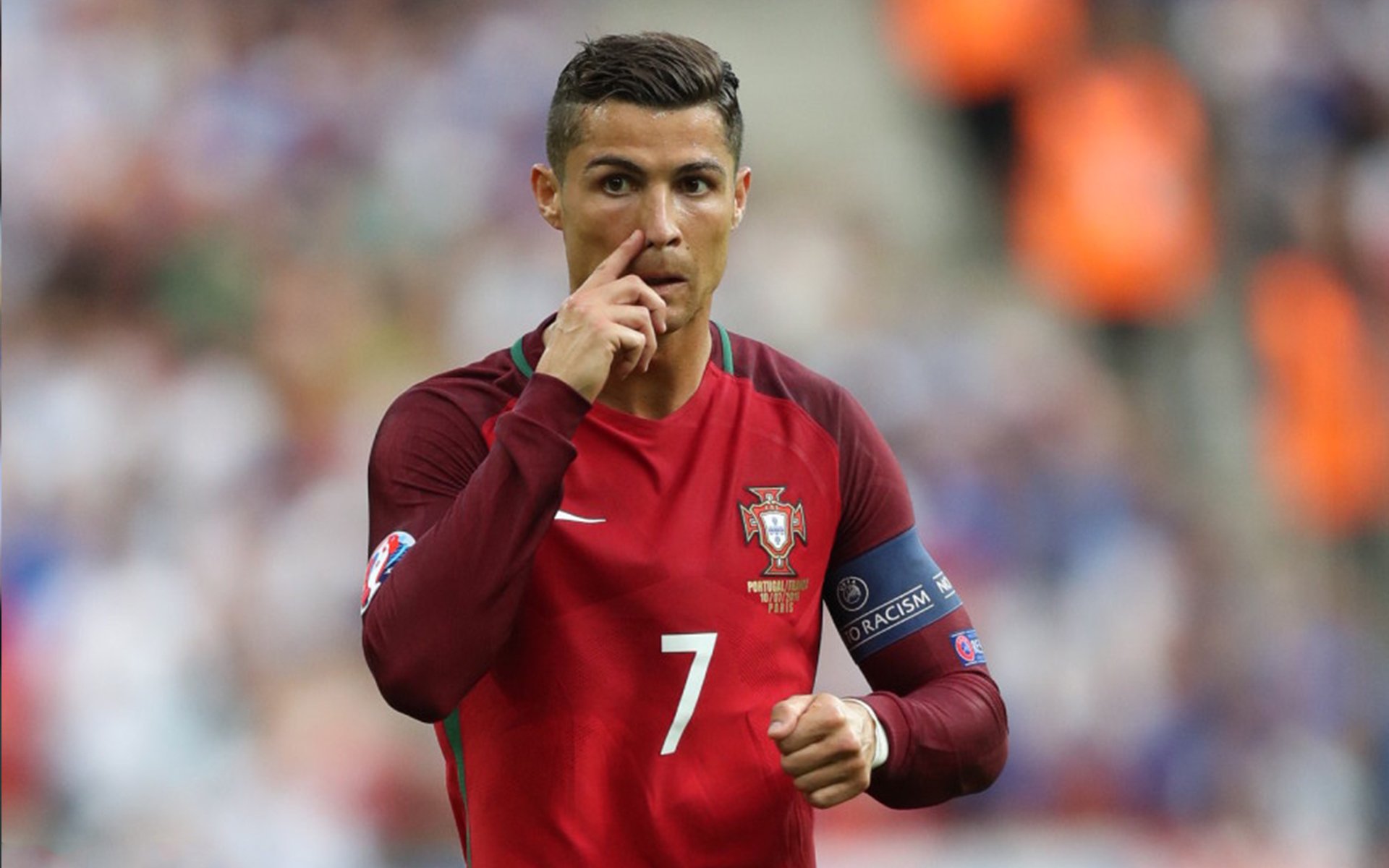 纳达尔关键破发点力克强敌 挺进法网半决赛