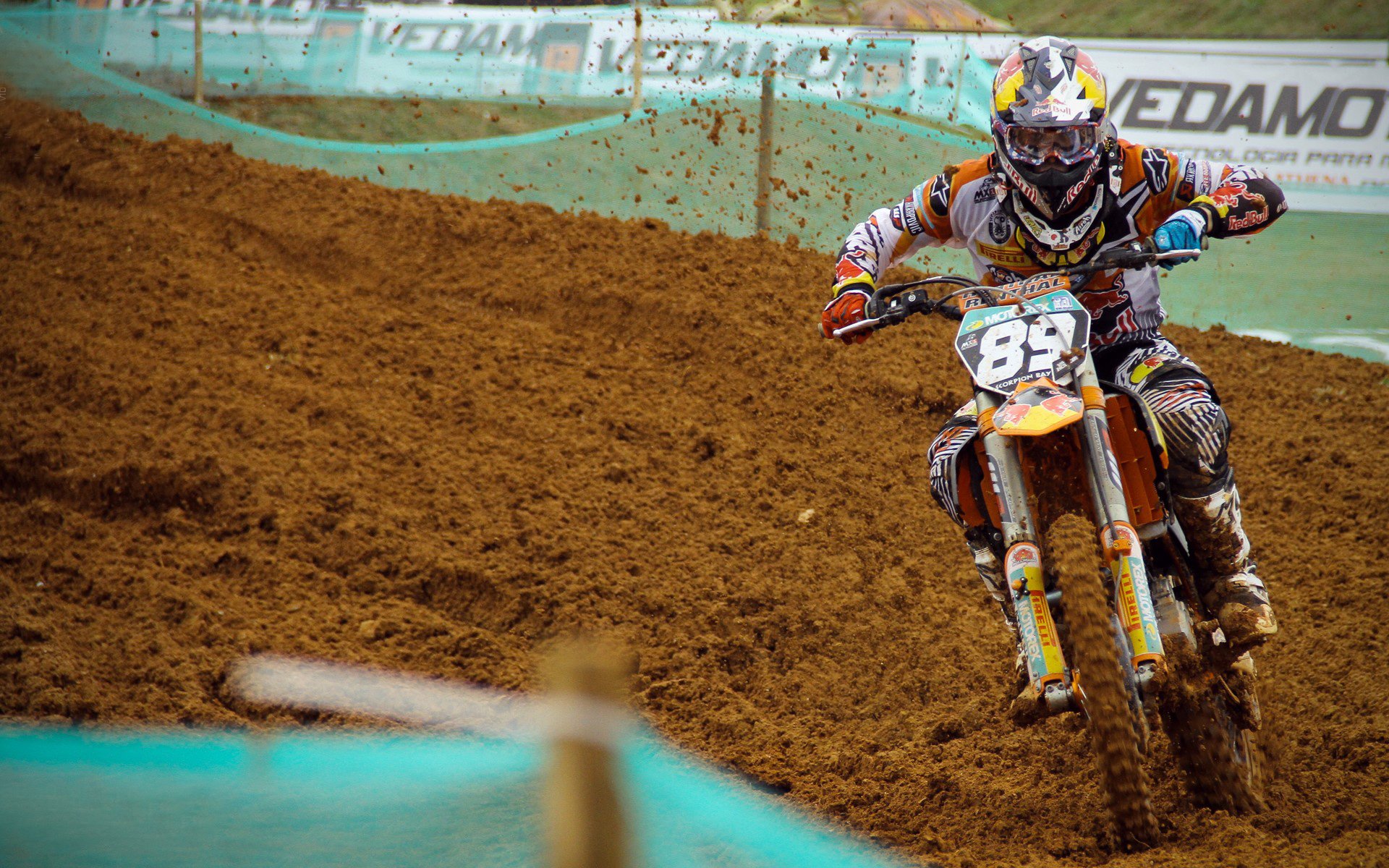 2024年国际马拉松盛事落幕，肯尼亚选手刷新赛会纪录夺冠